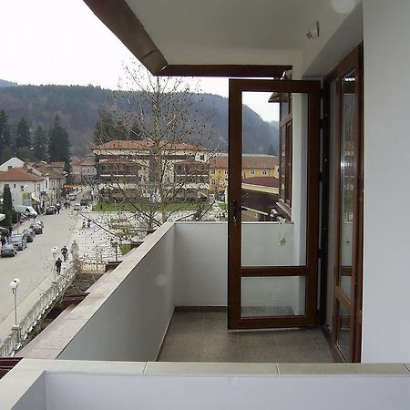 Apartment Planinski Rai 特里亚夫纳 外观 照片
