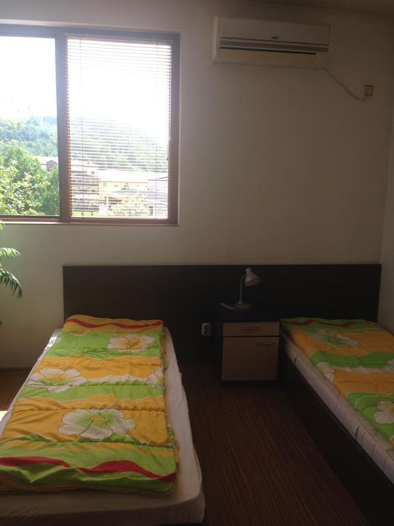 Apartment Planinski Rai 特里亚夫纳 外观 照片